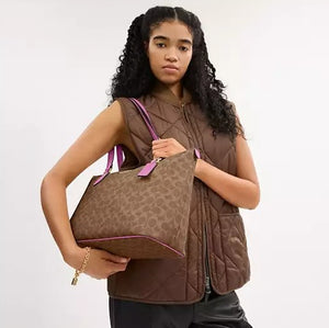 COACH Cartera Canvas Clásica con Correa Fucsia
