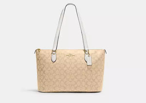 COACH Cartera Canvas Vainilla