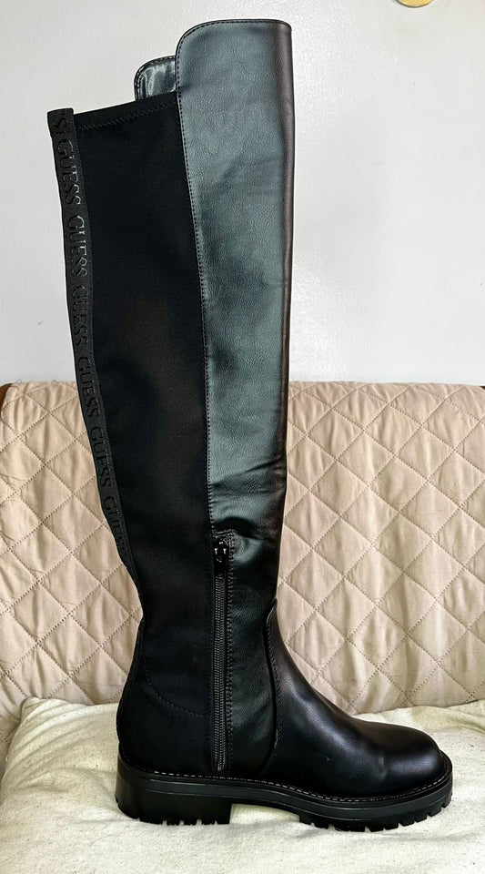 GUESS Botas Altas Negras (Talla 5.5 US)