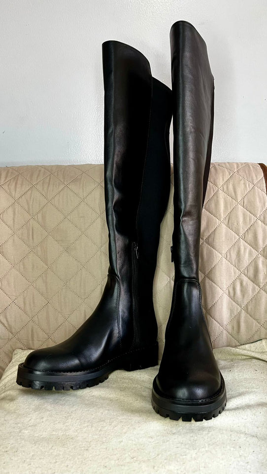 GUESS Botas Altas Negras (Talla 5.5 US)