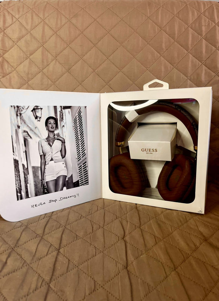 GUESS Audifonos Wireless Headphones Marron