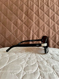GUESS Lentes de Sol Negro con Plateado al Lado (Mujer)