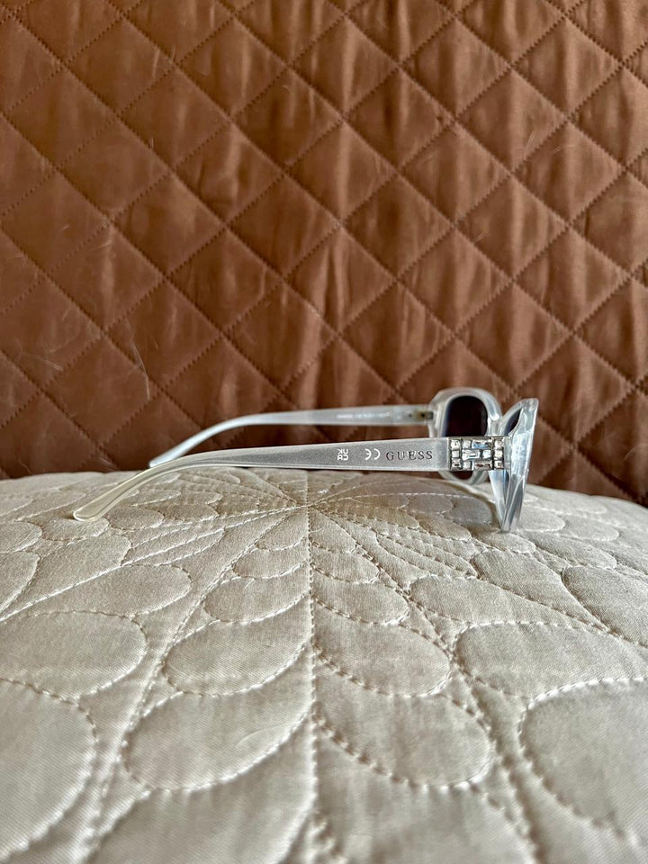 GUESS Lentes de Sol Transparente (Mujer)