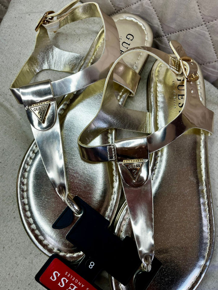 GUESS Sandalias Doradas (Talla 8 US)