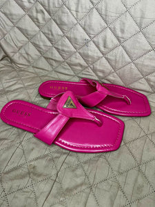 GUESS Sandalias Fucsia (Talla 8 US)