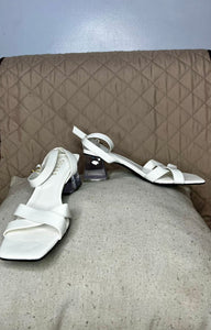 GUESS Sandalias Blancas (Talla 7 US)