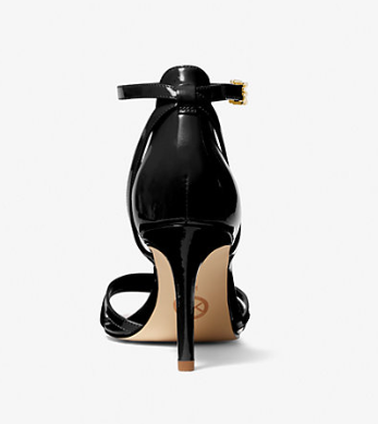 MICHAEL KORS Tacos Kimberly Negro (Talla 8 US)