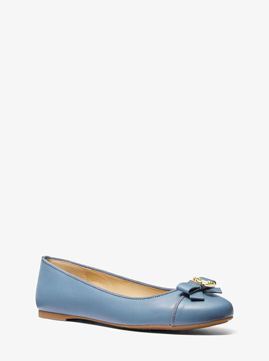 MICHAEL KORS Mocasin Honey Ballet Azul Acero (Talla 7 US)