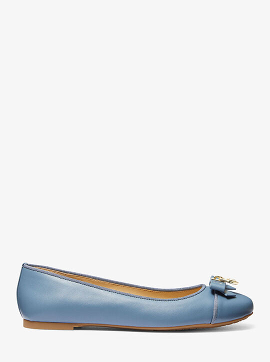 MICHAEL KORS Mocasin Honey Ballet Azul Acero (Talla 7 US)
