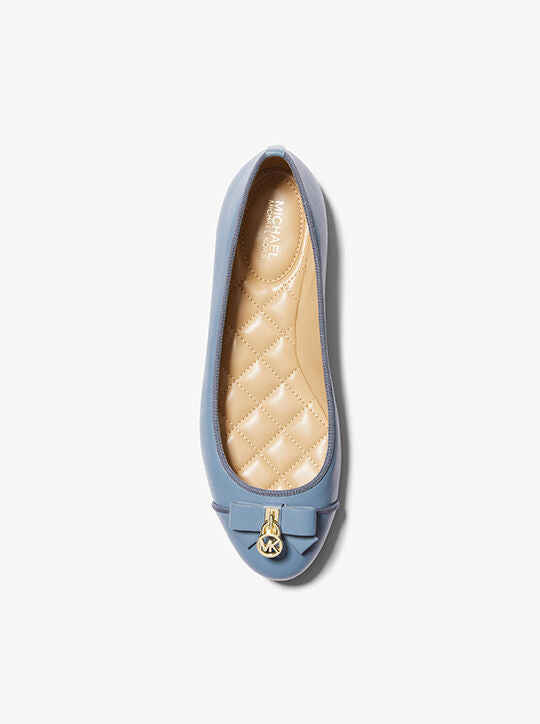 MICHAEL KORS Mocasin Honey Ballet Azul Acero (Talla 7 US)
