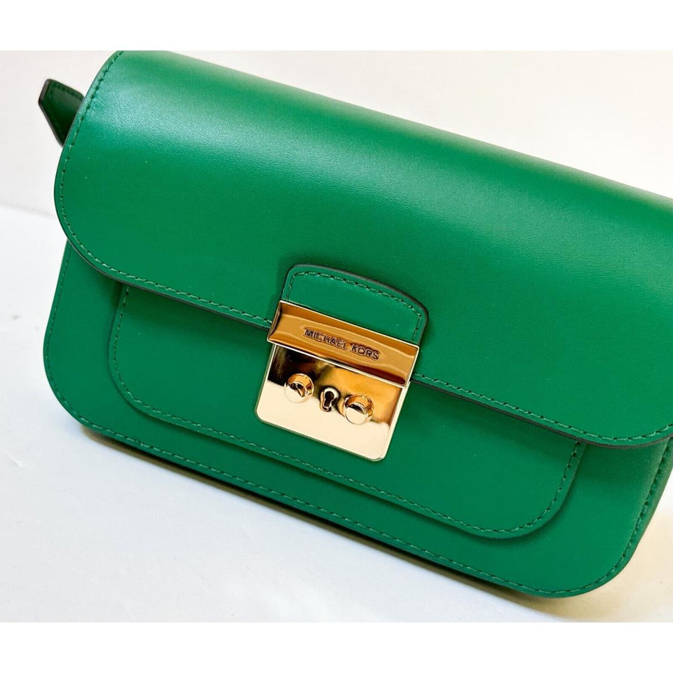 MICHAEL KORS Riñonera Sloan Verde (Talla SM)