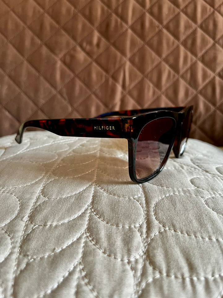TOMMY HILFIGER Lentes de Sol Atigrado (Mujer)